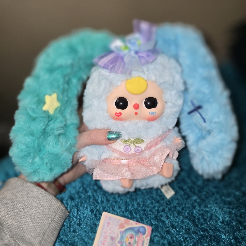 Baby Three Lily Rabbit Town Series V4 - Picture 7 of 10